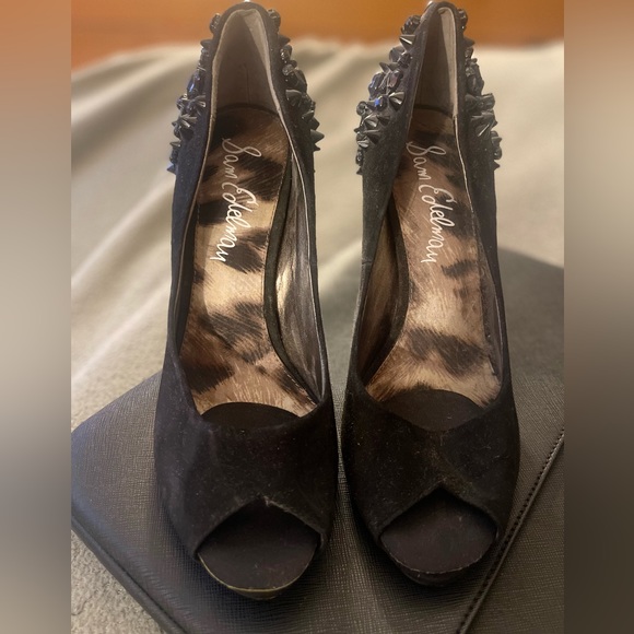 Sam Edelman Lorissa Studded Spiked Open Toe Pumps! Black Suede - Picture 3 of 4